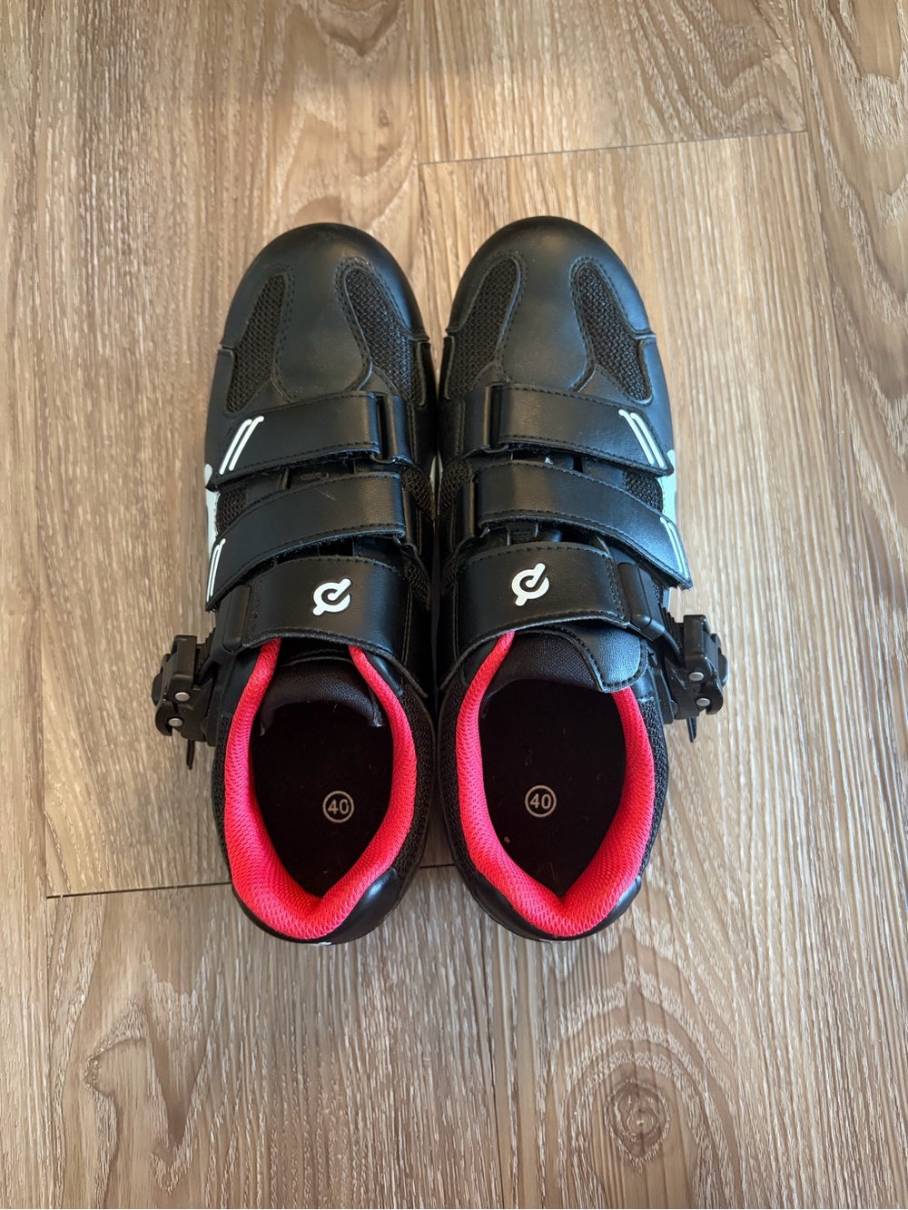 Peloton Black Athletic Cycling Shoes with Red Lining